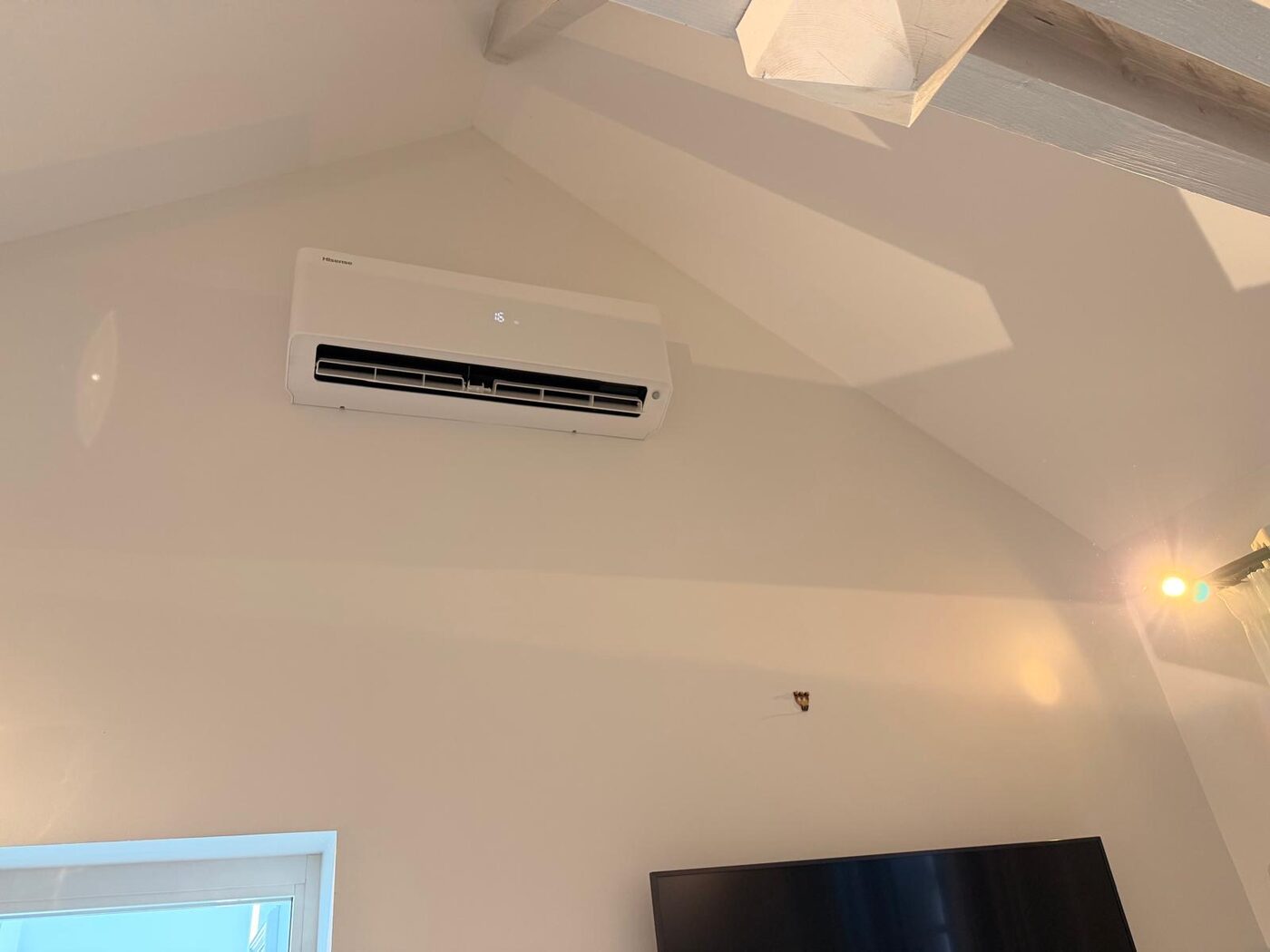 Installation de climatisation réversible par Innov Energy